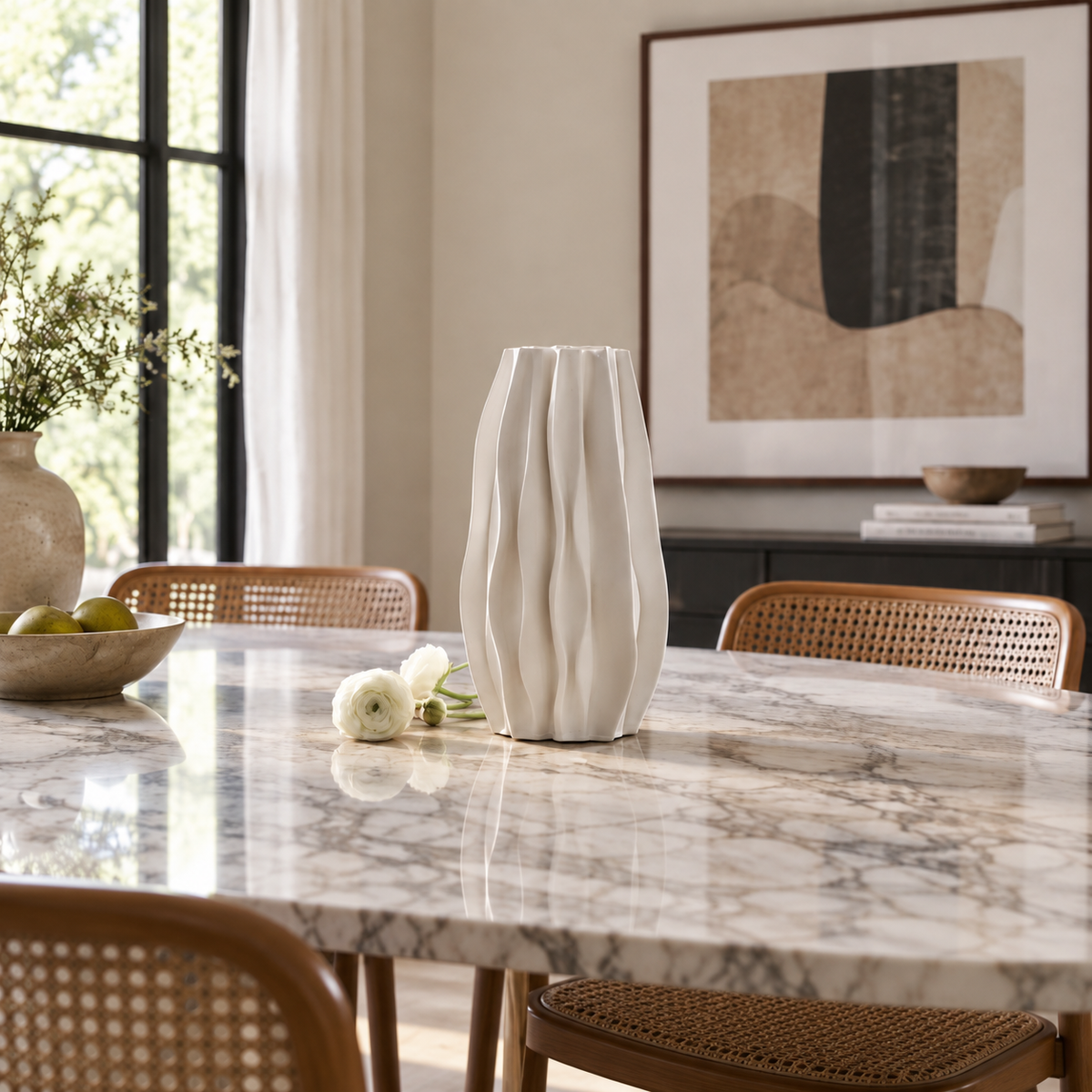 CLAYMORIA® Sculptural Wavy Ceramic Flower Vase