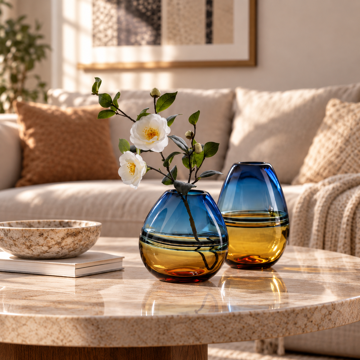 CLAYMORIA® Ombre Glass Accent Vase